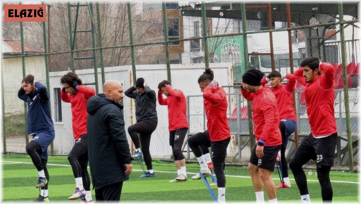 Elazığ Karakoçan FK, Kızılcabölükspor hazırlıklarına başladı