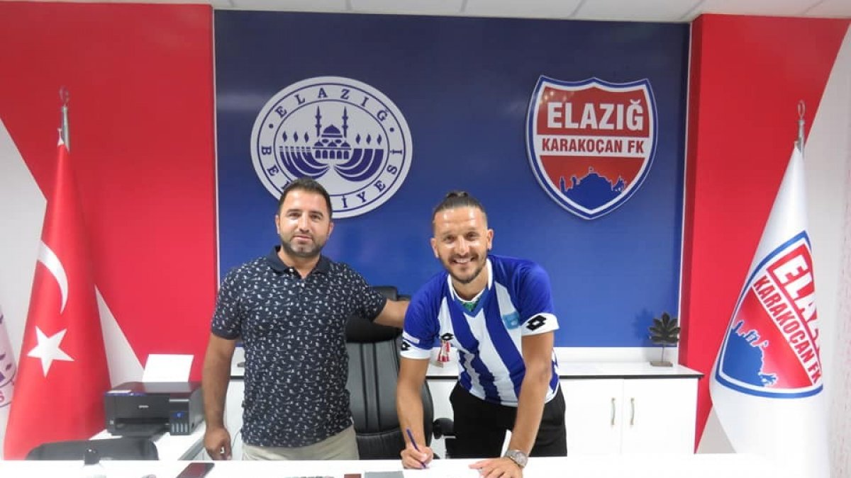 Elazığ Karakoçan, Ramazan Erarslan'la sözleşme imzaladı