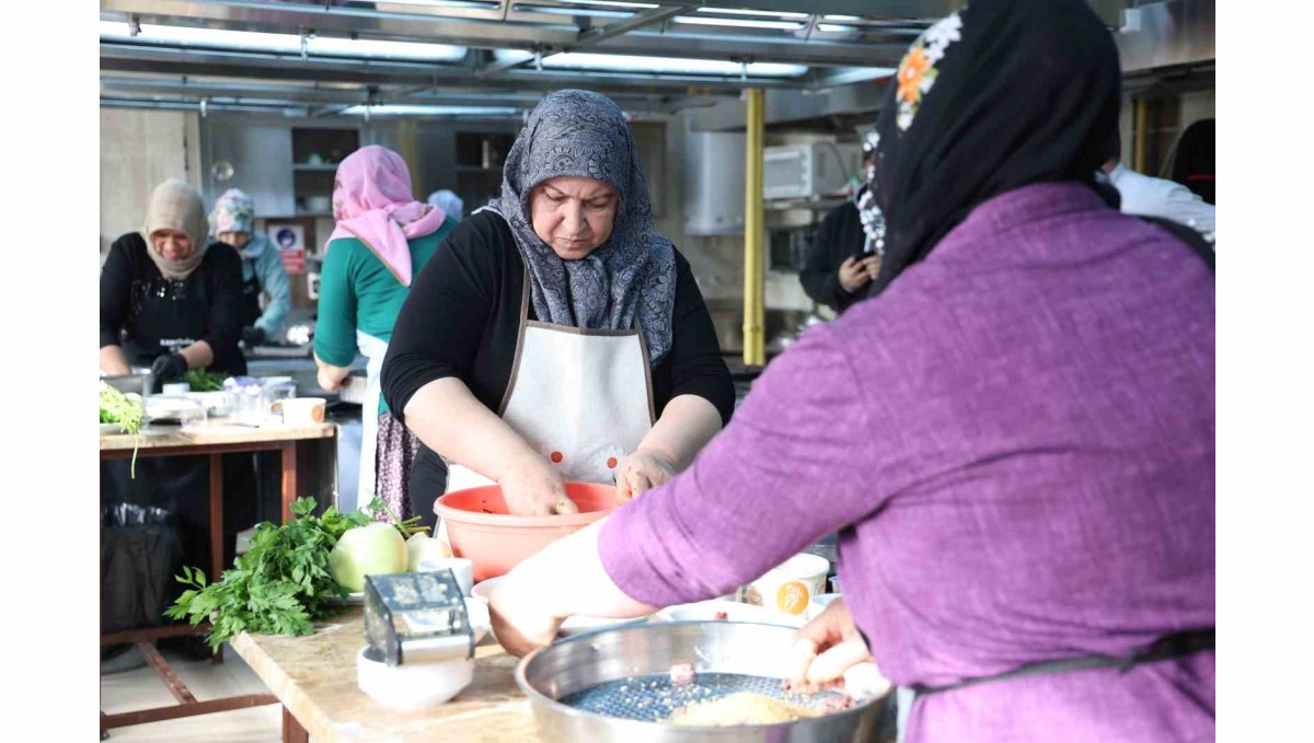 Elazığ mutfağı ulusal arenaya taşınıyor: 40 kadın geleneksel tariflerle yarıştı