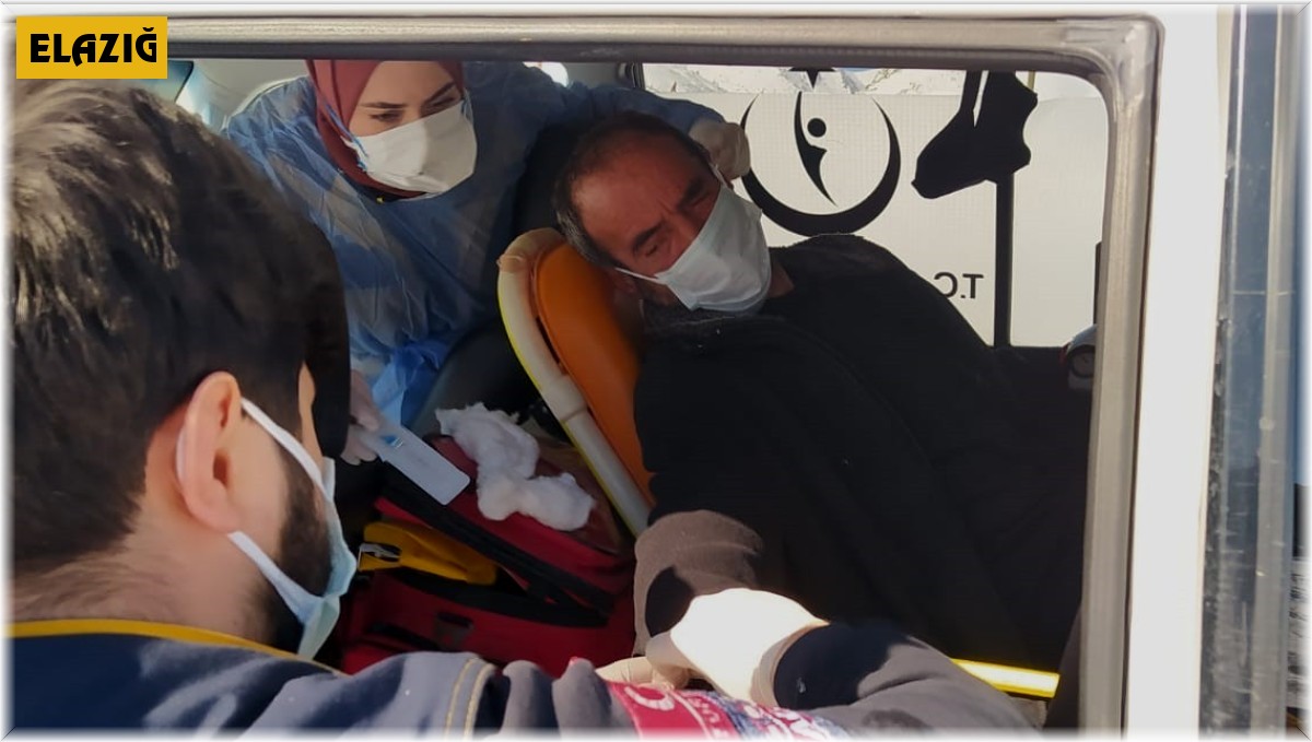 Elazığ Sağlık Müdürü Prof. Dr. Polat, hasta kurtarma operasyonuna katıldı