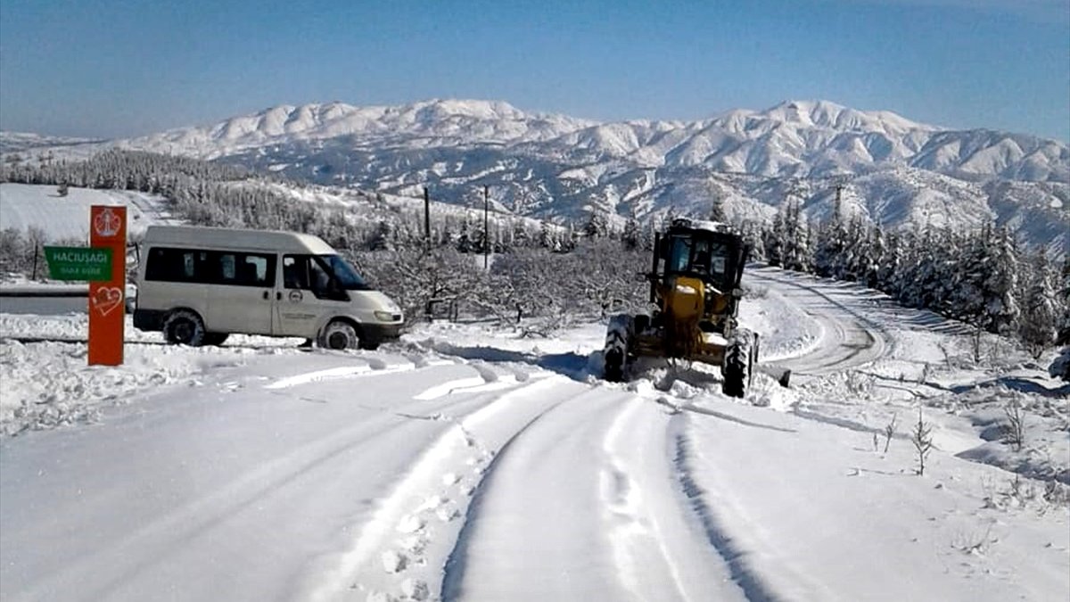 Elazığ, Şırnak, Mardin ve Siirt'te kar nedeniyle toplam 280 köy, 25 mahalle ve 3 mezra ile ulaşım sağlanamıyor