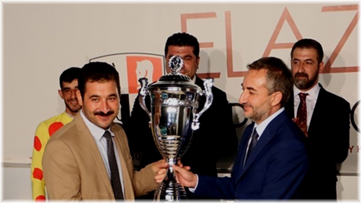 Elazığ Ticaret ve Sanayi Odası Koşusu’nu Queen Salima kazandı