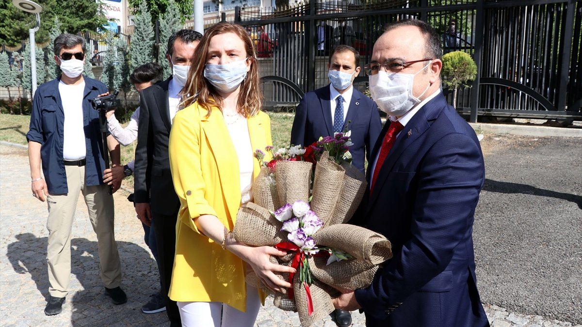 Elazığ Valisi Erkaya Yırık göreve başladı