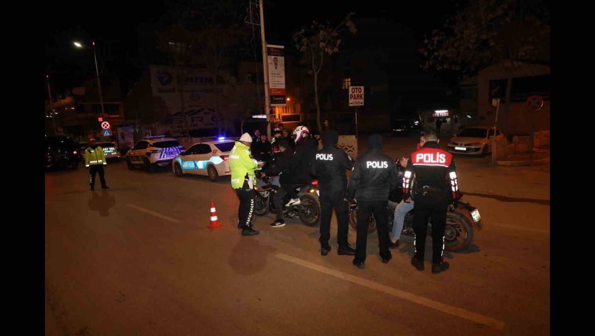 Elazığ Valisi Hatipoğlu, asayiş uygulamasına katıldı