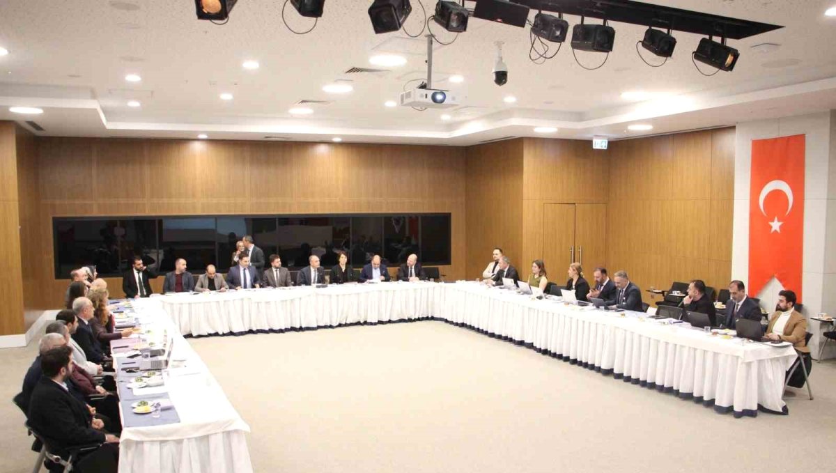 Elazığ’da Fethi Sekin Şehir Hastanesi’nde sağlık hizmetleri masaya yatırıldı