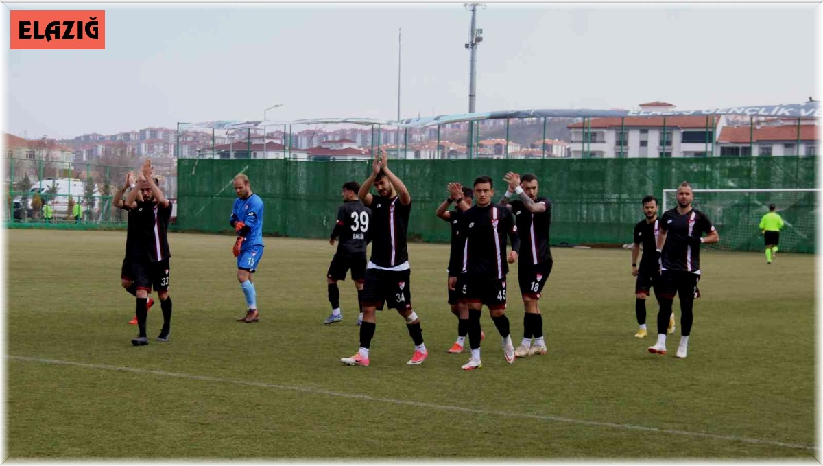 Elazığspor 19 futbolcuyla Kütahya'ya gidecek