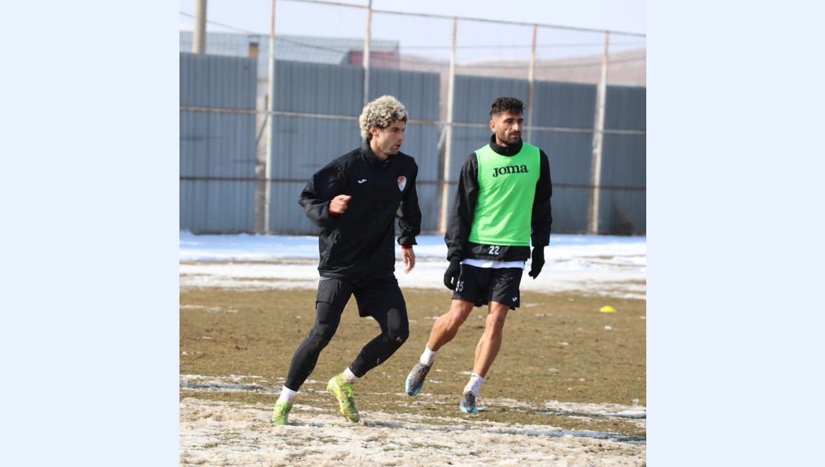 Elazığspor'da 7 gitti oyuncu 5 oyuncu geldi