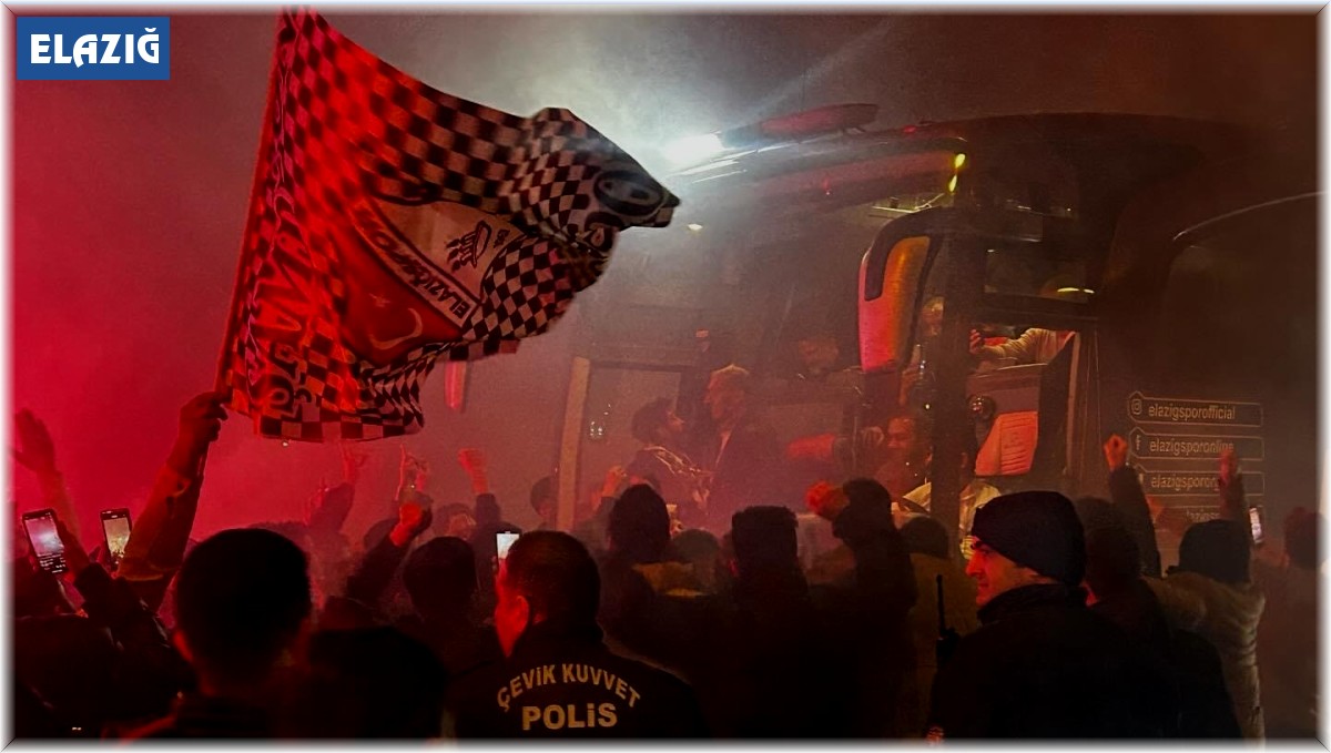 Elazığspor şampiyon olmuş gibi karşılandı