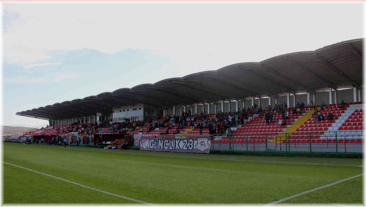 Elazığspor, sezonun en düşük seyircisi sayısıyla oynadı