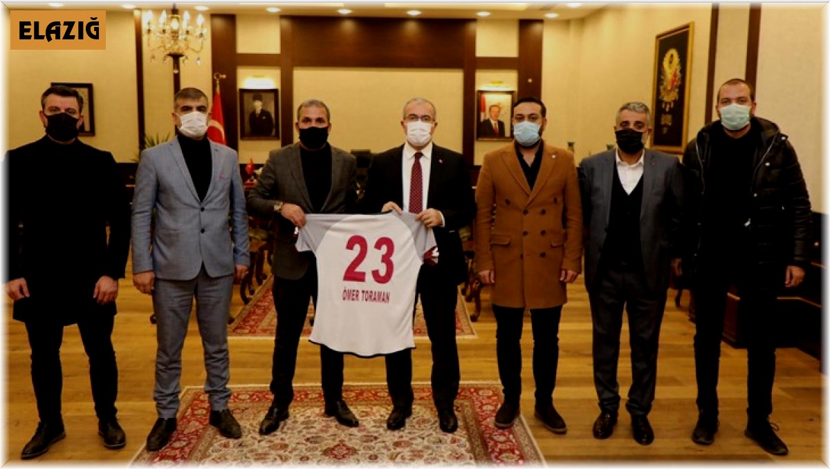 Elazığspor yönetimi, Vali Toraman ile bir araya geldi