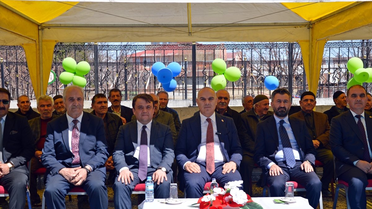 Eleşkirt Belediyesinin halk ekmek fabrikası hizmete açıldı