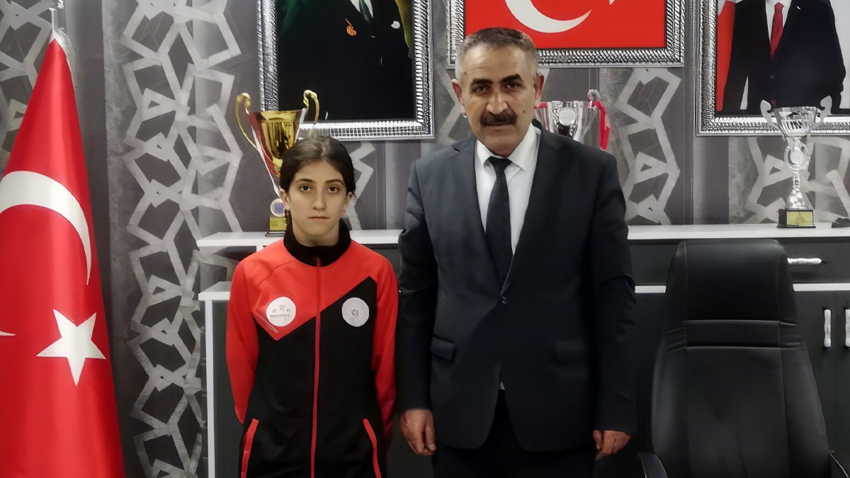 Eleşkirtli güreşçi Aleyna Nur Tekin, milli formayla Türkiye’yi temsil edecek