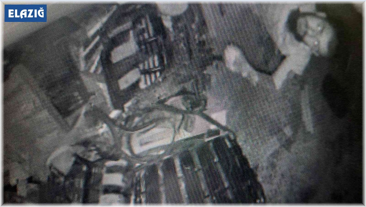 Eline aldığı sopayla güvenlik kamerasını kırdı, 30 bin liralık malzeme çaldı