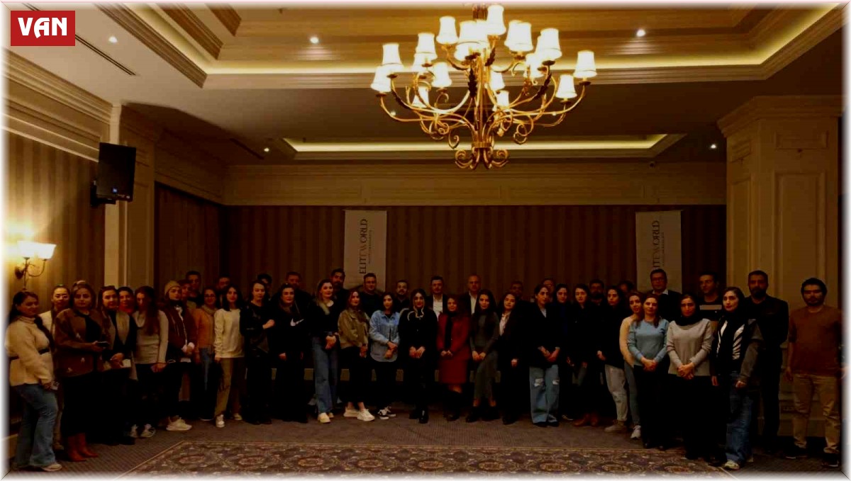 Elite World Van Hotel, İranlı acente temsilcilerini ağırladı