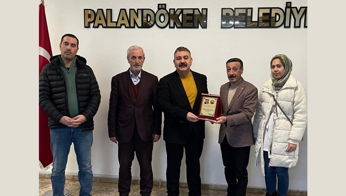 Emeklilerin gönlünde yeri ayrı: Başkan Sunar'a anlamlı teşekkür