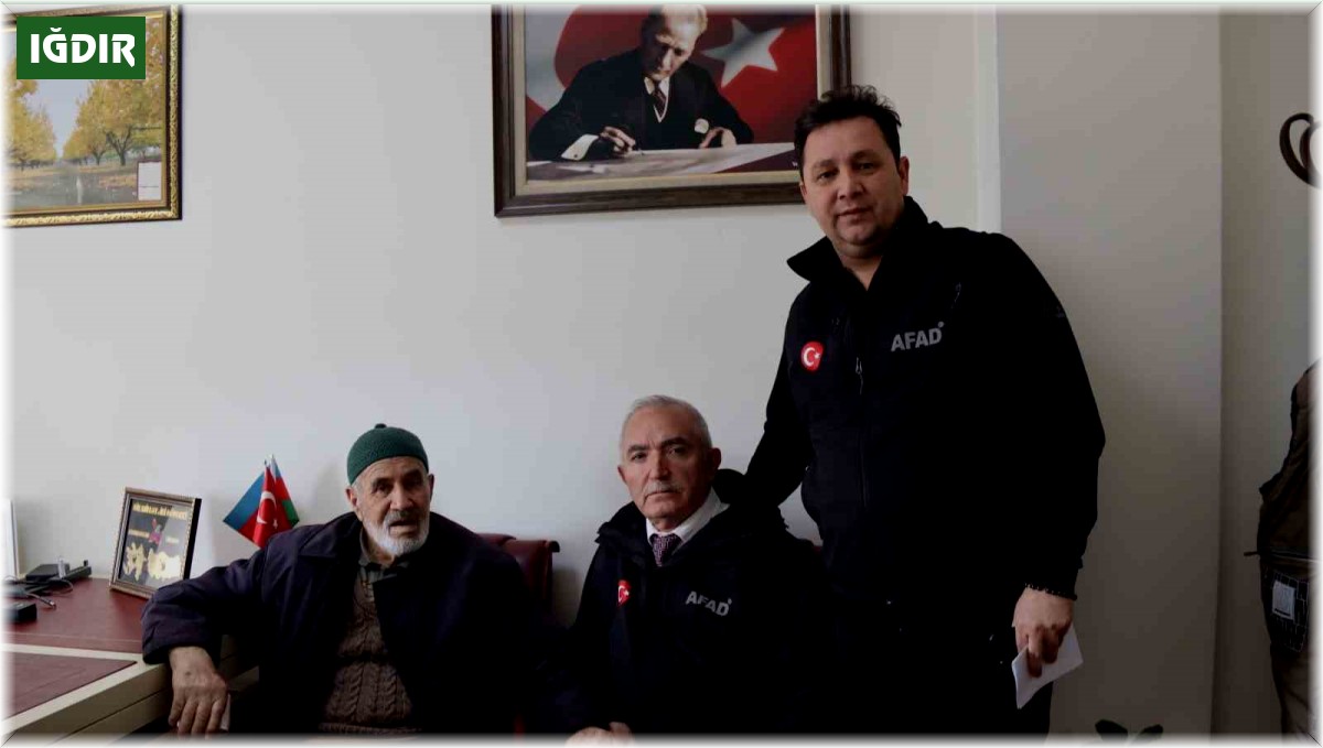 Emeklilik maaşını Gazze'ye bağışladı