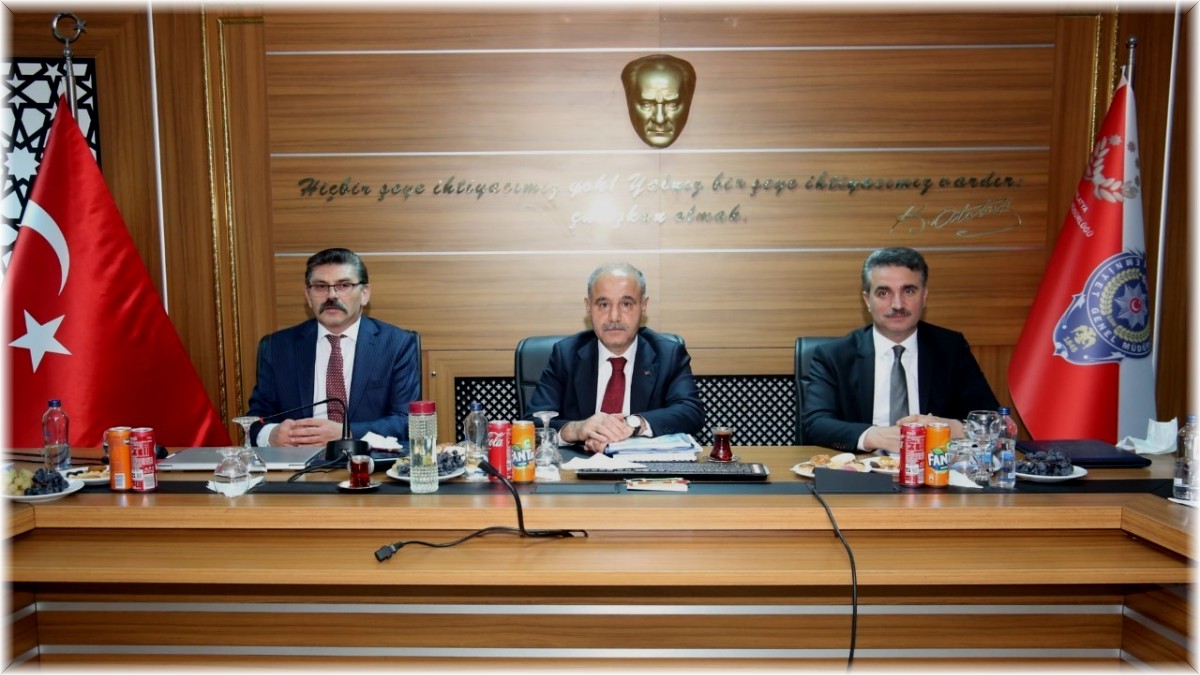 Emniyet Genel Müdürü Aktaş'tan Malatya'da asayiş toplantısı