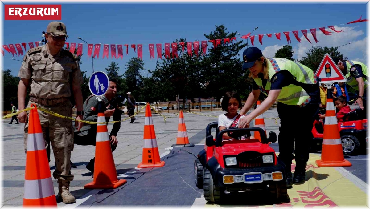 Emniyet kemeri simülasyon aracı Erzurum'da
