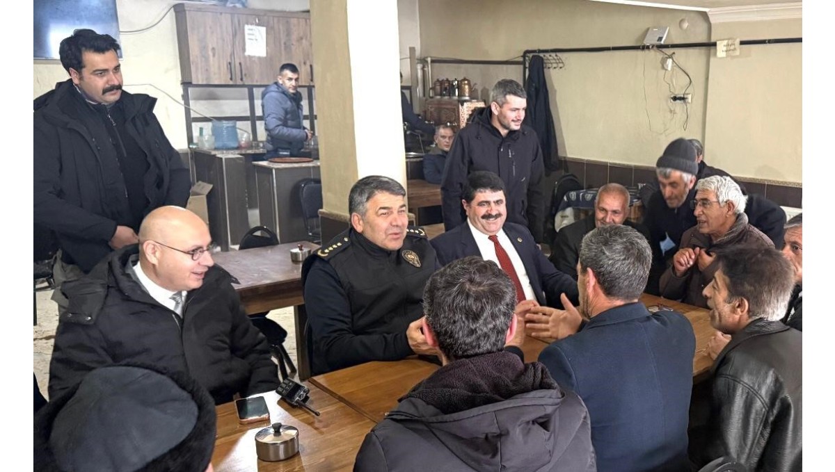 Emniyet Müdür Karaburun'dan, Köprüköy'de 'Huzur toplantısı'