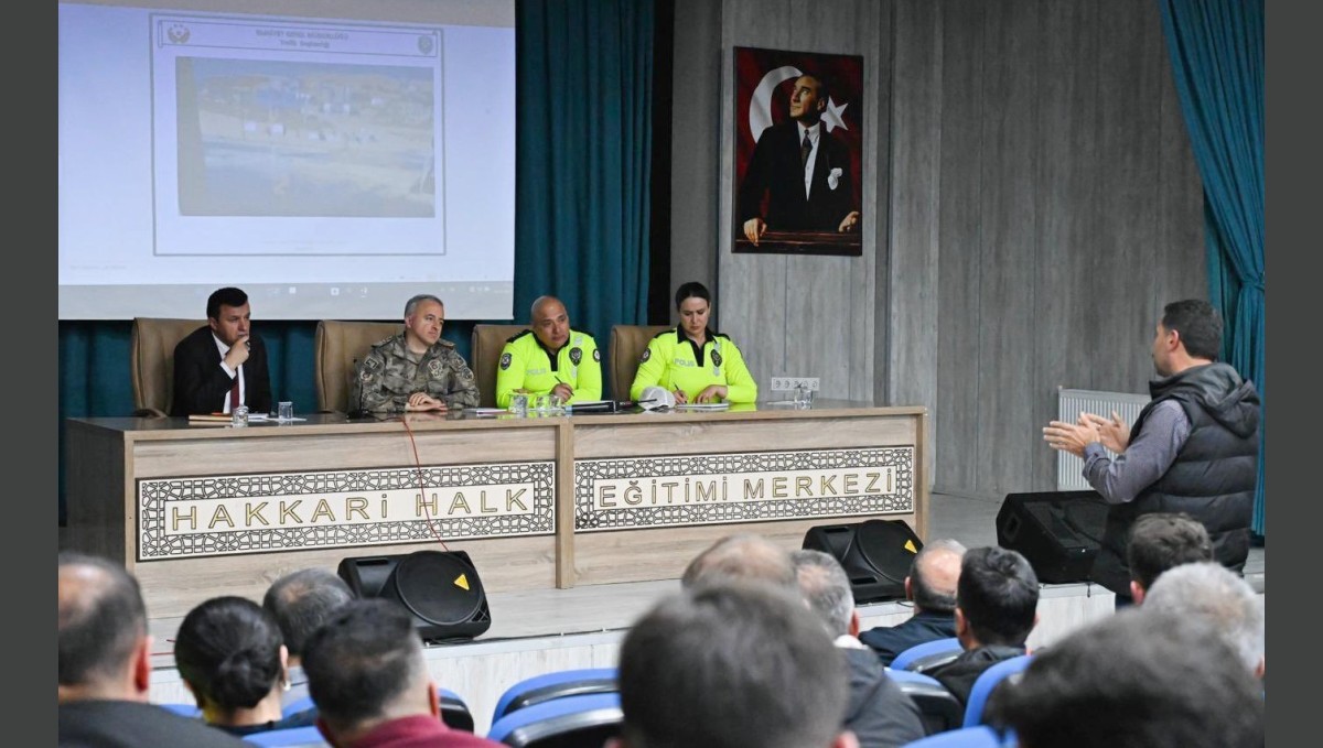 Emniyet Müdürü Ayata, şoför esnafıyla bir araya geldi