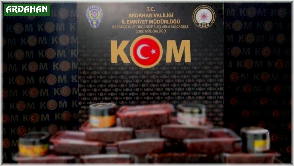 Emniyetten kaçakçılık ve asayiş operasyonu; 2 gözaltı