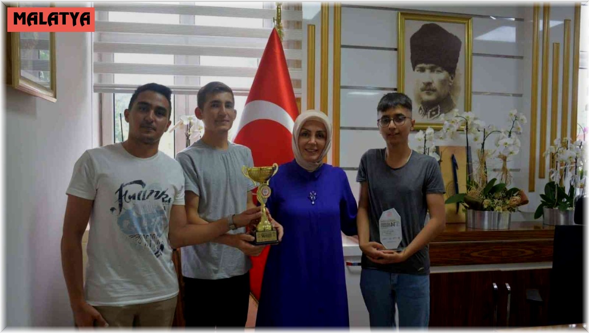 'Emre 44' robot ile gelen ödül