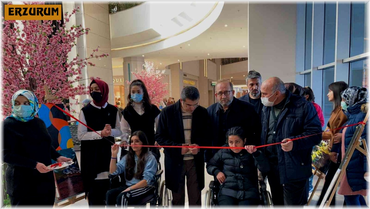 Engelliler hünerlerini sergiledi