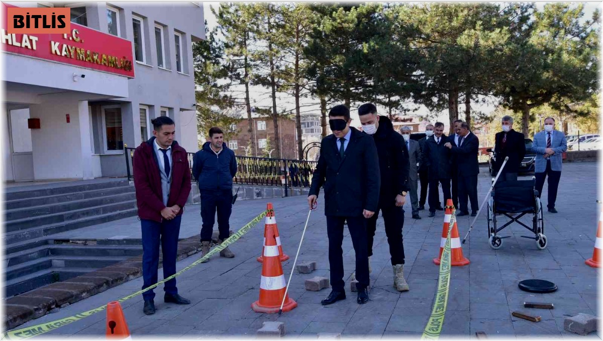 Engellilerin yaşadıkları zorluklara dikkat çekmek için "Empati Parkuru" kuruldu