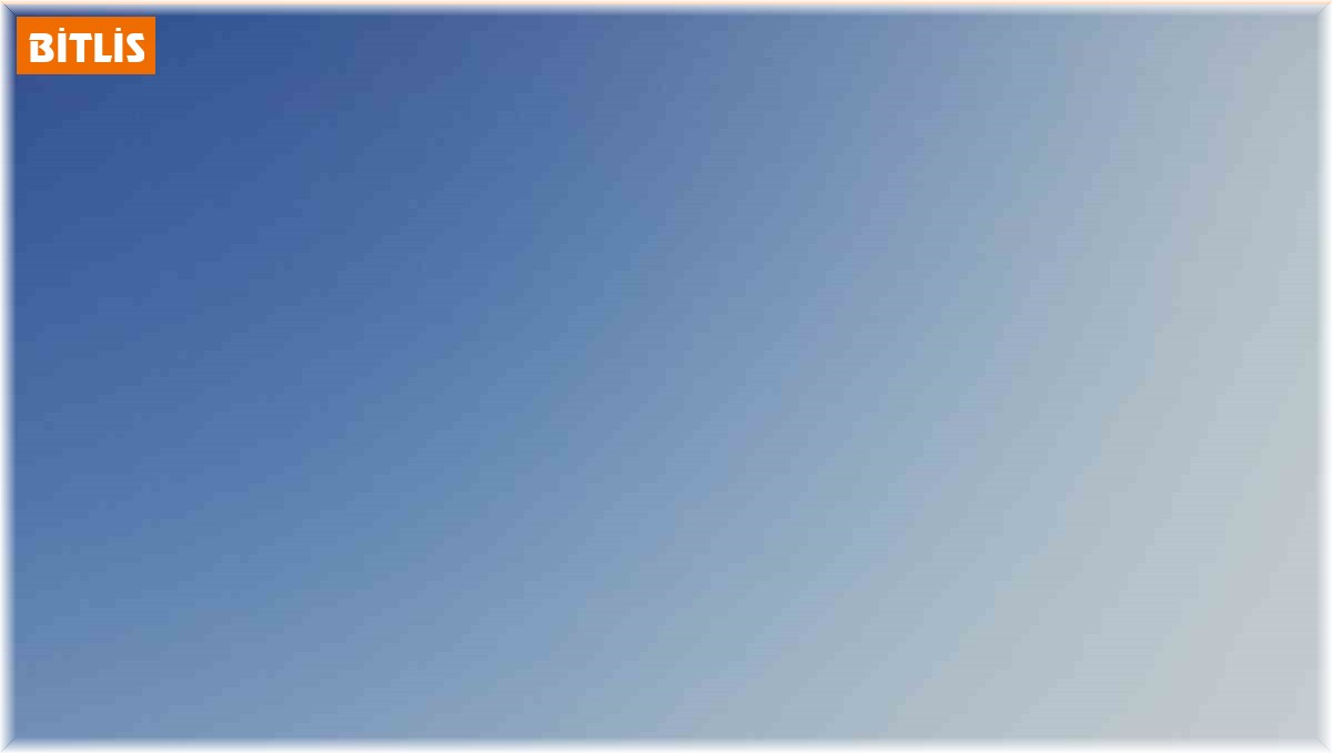 Enkazda kalan 7 çocuk babası Bitlis'te son yolculuğuna uğurlandı