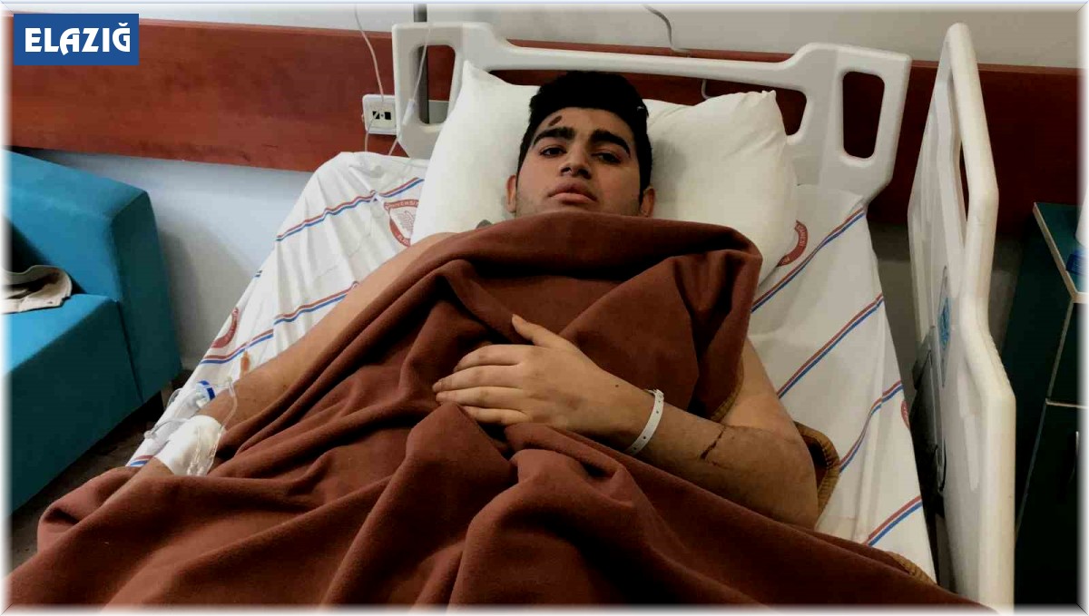 Enkazdan 3,5 saat sonra çıkartılan depremzede: "Artık öldüm zannettim"