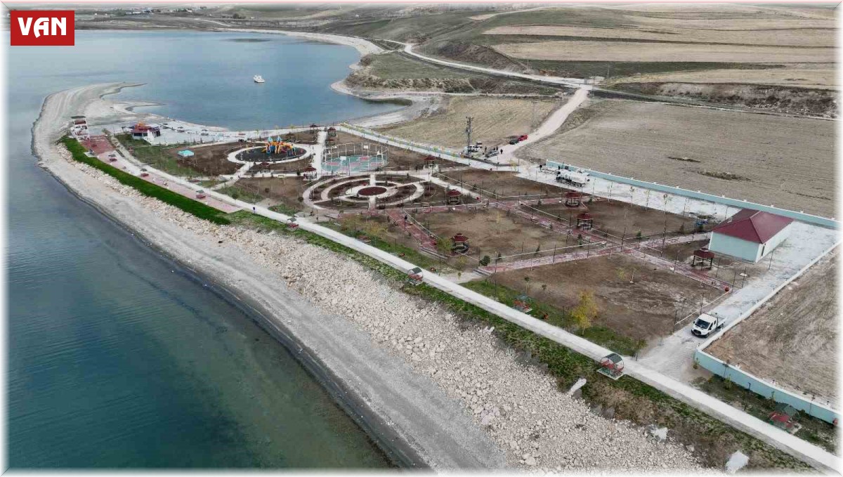 Erçek Flamingo Parkı tamamlandı