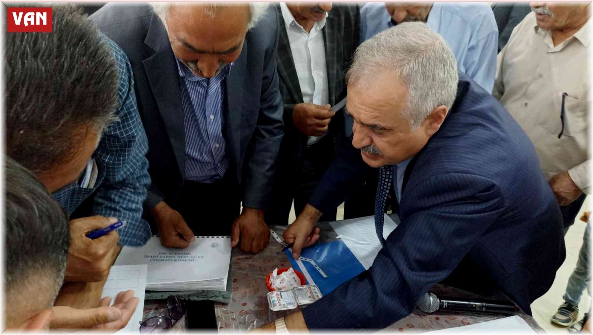 Erciş'in il olması için imza kampanyası başlatıldı