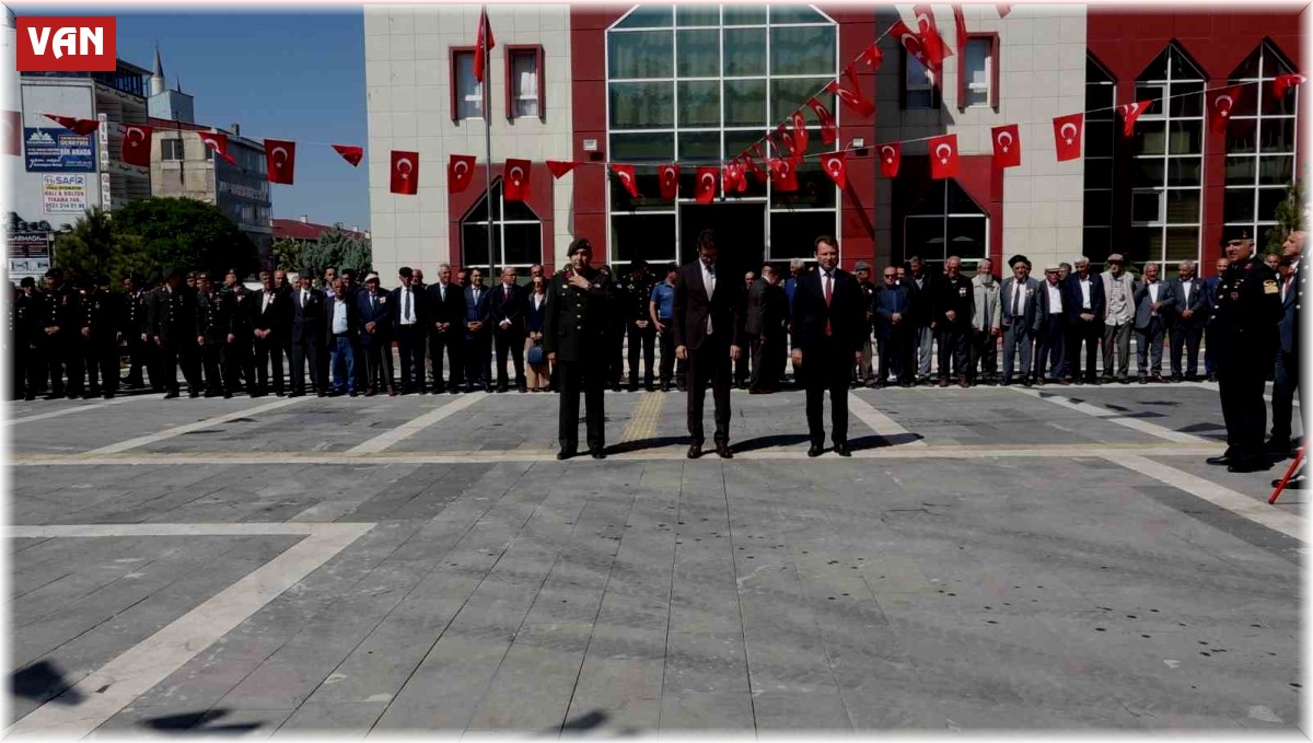 Erciş'te 19 Eylül gaziler günü programı düzenlendi