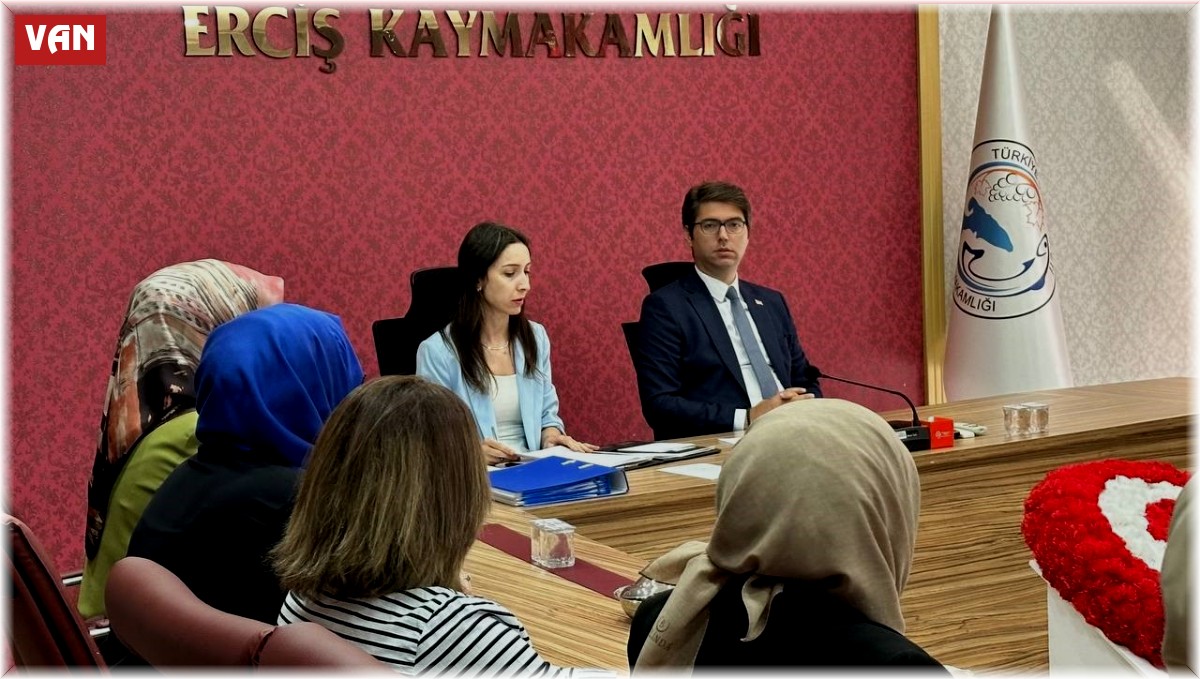 Erciş'te "Aile Destek Merkezleri Koordinasyon Toplantısı" düzenlendi