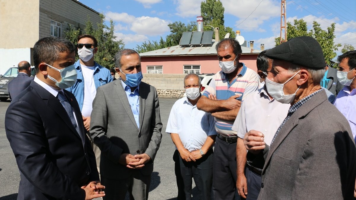 Erciş'te asfalt çalışmaları devam ediyor