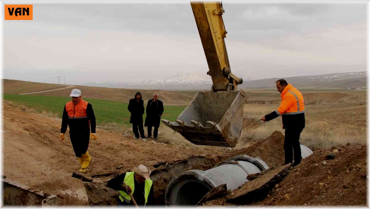 Erciş'te bahar geldi çalışmalar hız kazandı