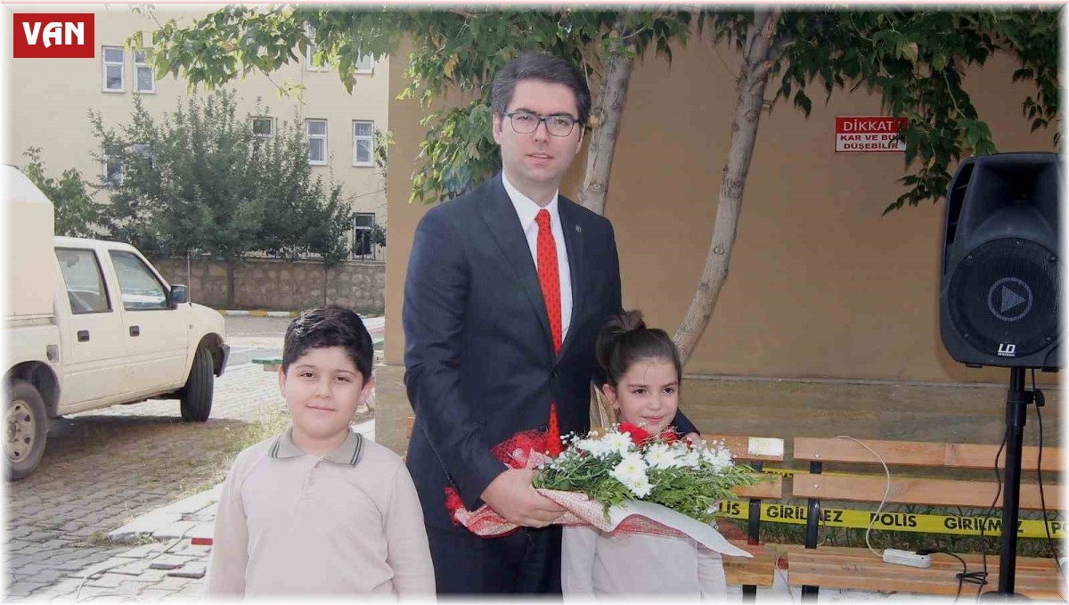 Erciş'te İlköğretim Haftası etkinliği