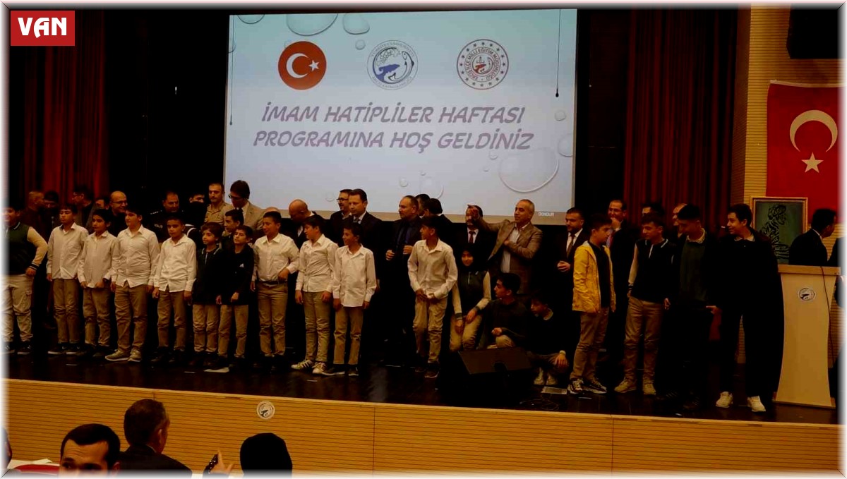 Erciş'te İmam Hatipler Haftası programı yapıldı