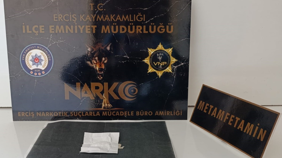 Erciş'te kaçakçılık operasyonu