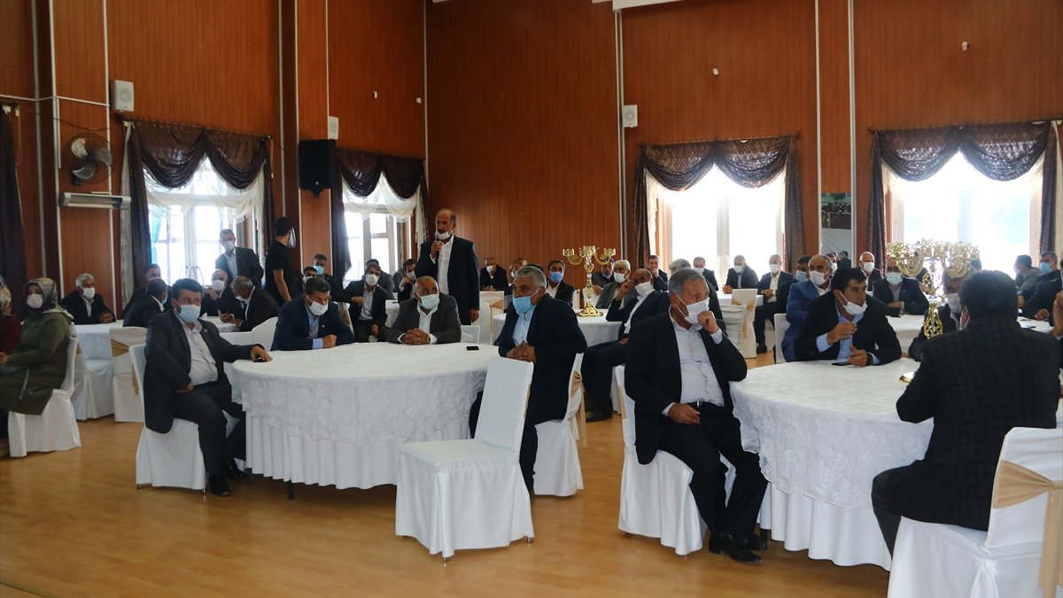 Erciş'te muhtarların talep ve önerileri dinlendi