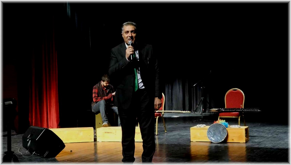 Erciş'te Öğretmenler Günü etkinliği
