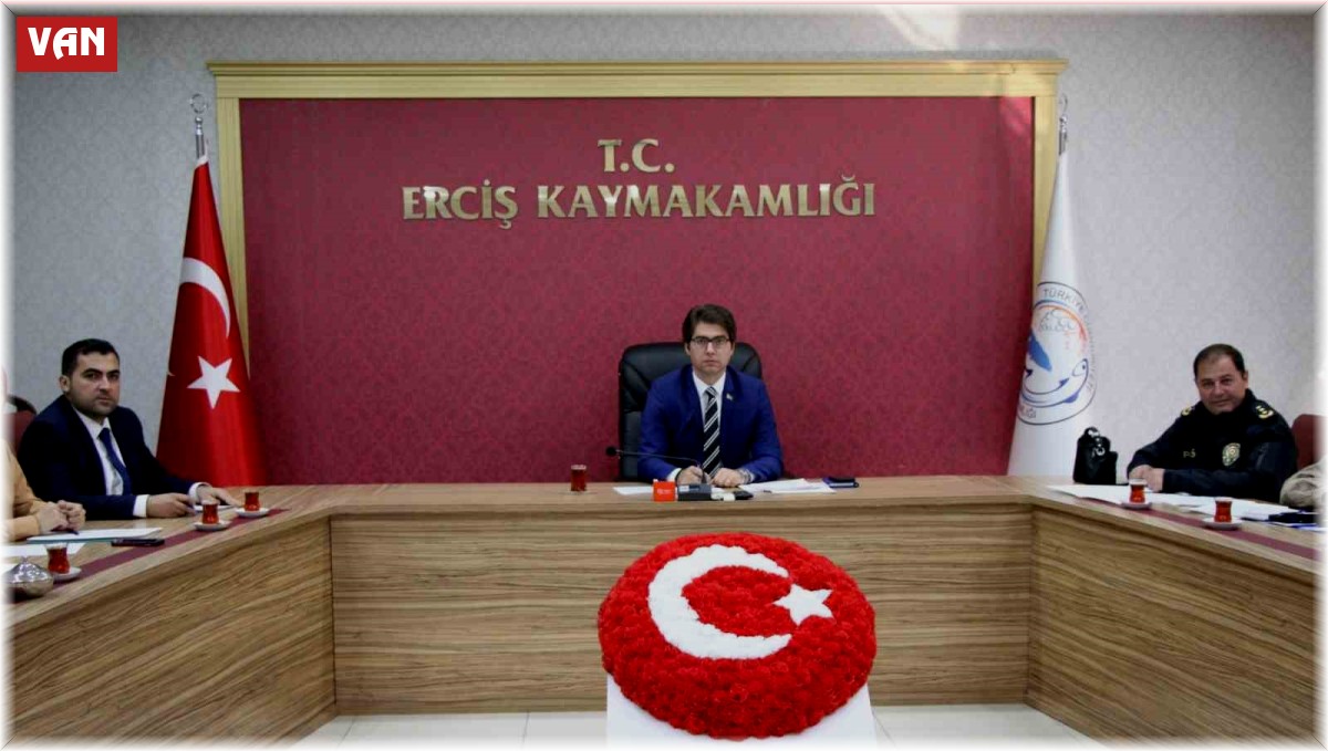 Erciş'te sokak hayvanlarına yönelik istişare toplantısı yapıldı