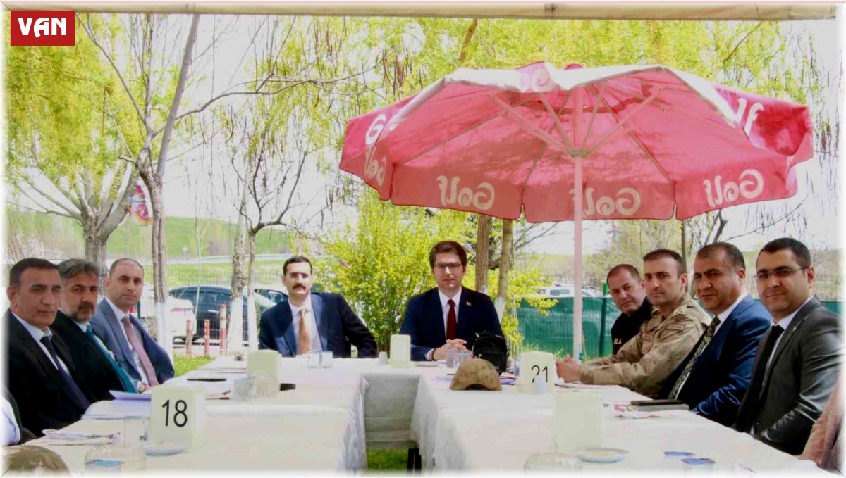 Erciş'te "Uluslararası İnci Kefali Göçü Kültür ve Sanat Festivali" istişare toplantısı yapıldı