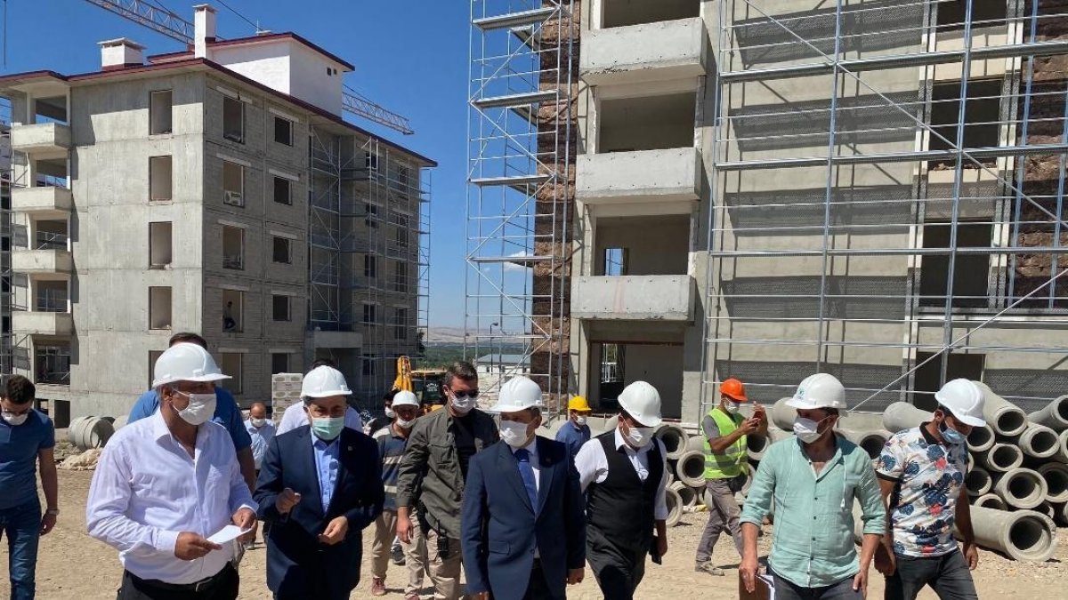 Erciş yeni projelerle ihya oldu