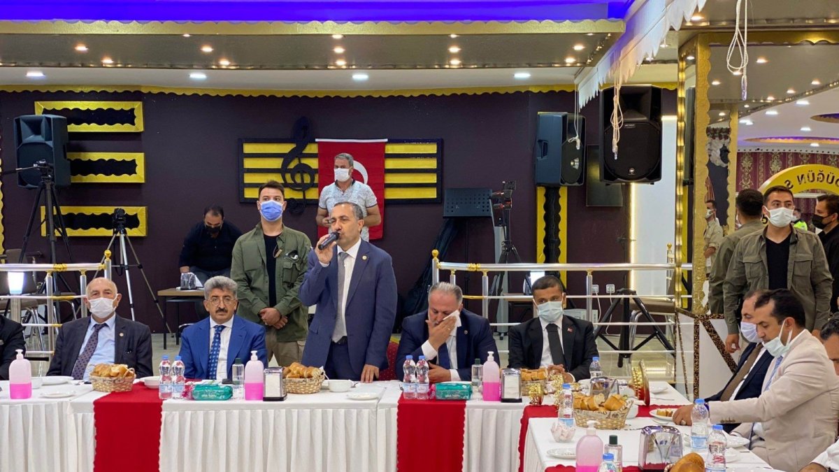 Erciş yüzünü barışa döndü