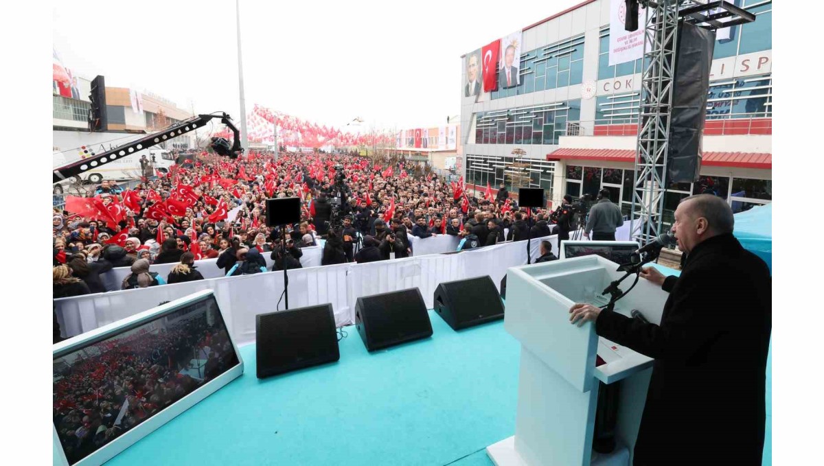 Erdoğan: "Söz verdiğimiz üzere, 2024 yılı sonu itibariyle konutlarımızın yüzde 40'ını tamamlamış durumdayız"