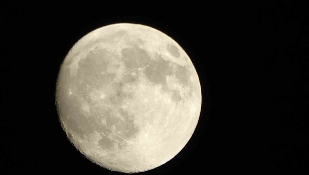 Erek Dağı dolunayda görsel şölen oluşturdu