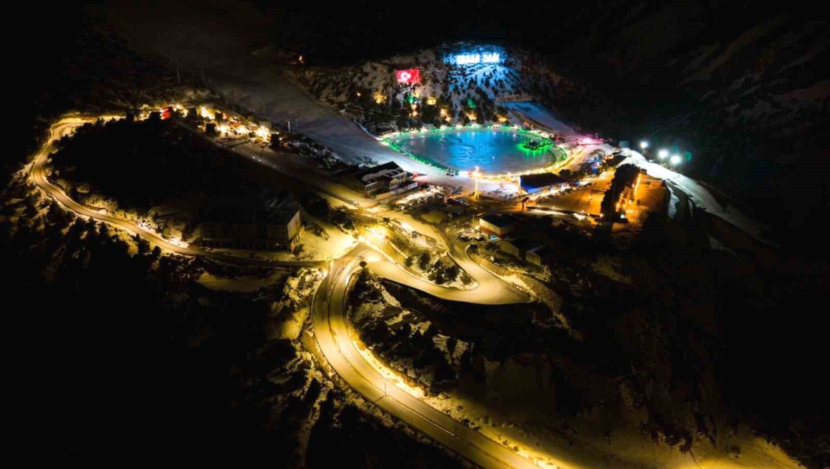 Ergan'da "Hayırlı Ramazanlar" ışıltısı