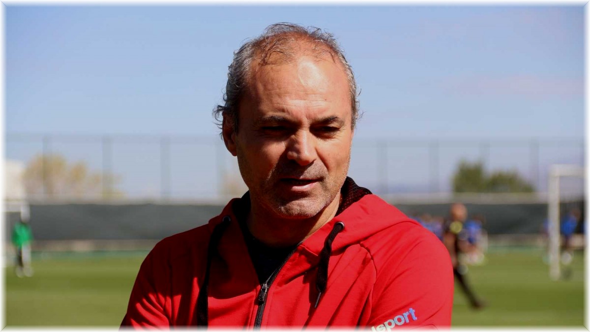 Erkan Sözeri: "Bu takım sezon sonu şampiyon olacak"