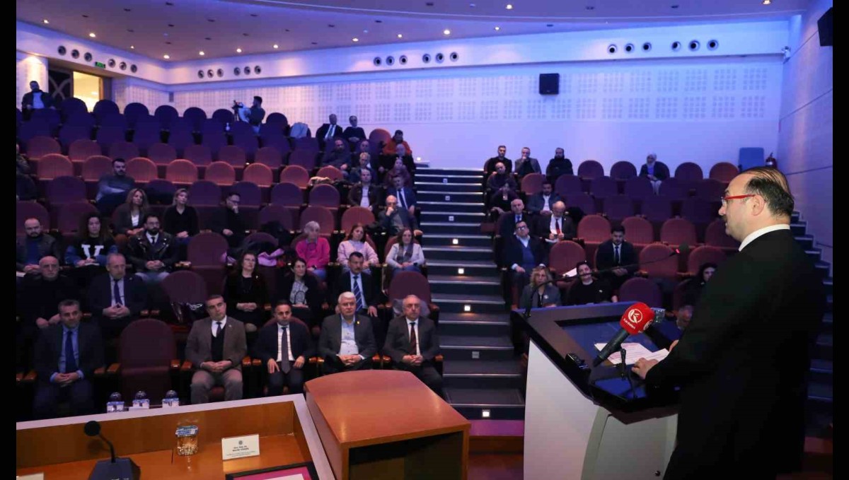 Ermenilerin Erzurum'a yönelik talepleri konulu panel Atatürk Üniversitesi ev sahipliğinde düzenlendi